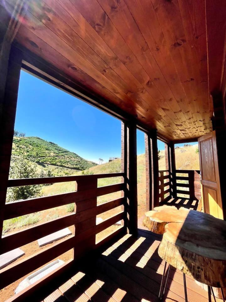 ホテル Mountain Eco Shelter 6 フンシャル エクステリア 写真